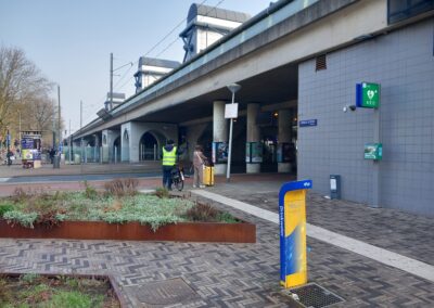 Station Lelylaan: OV-knooppunt zonder hulp